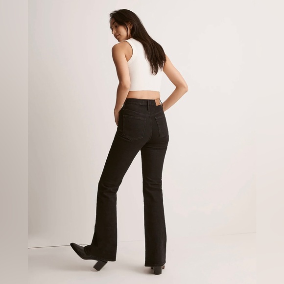Madewell Perfect Vintage Flare Jean (size 27P) - Picture 3 of 8